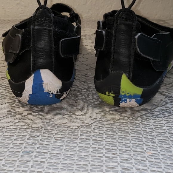 Fila EZ Slide Skele-toes shoes - Picture 5 of 6